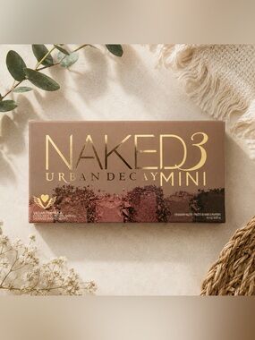 Urban Decay Naked3 Mini Eyeshadow Palette – New in Box 🌸✨